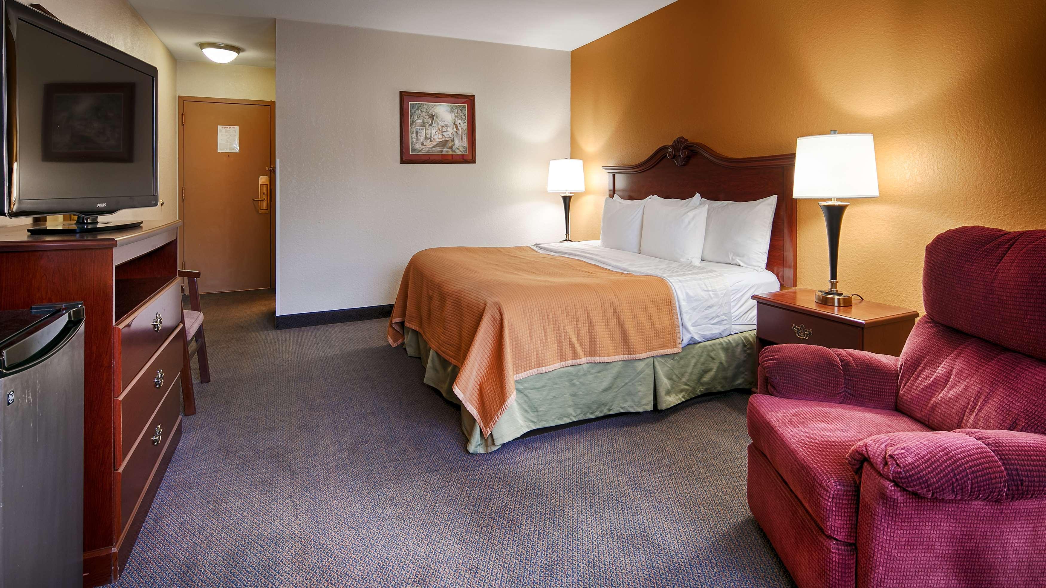 Baymont By Wyndham Chester Il Exterior foto