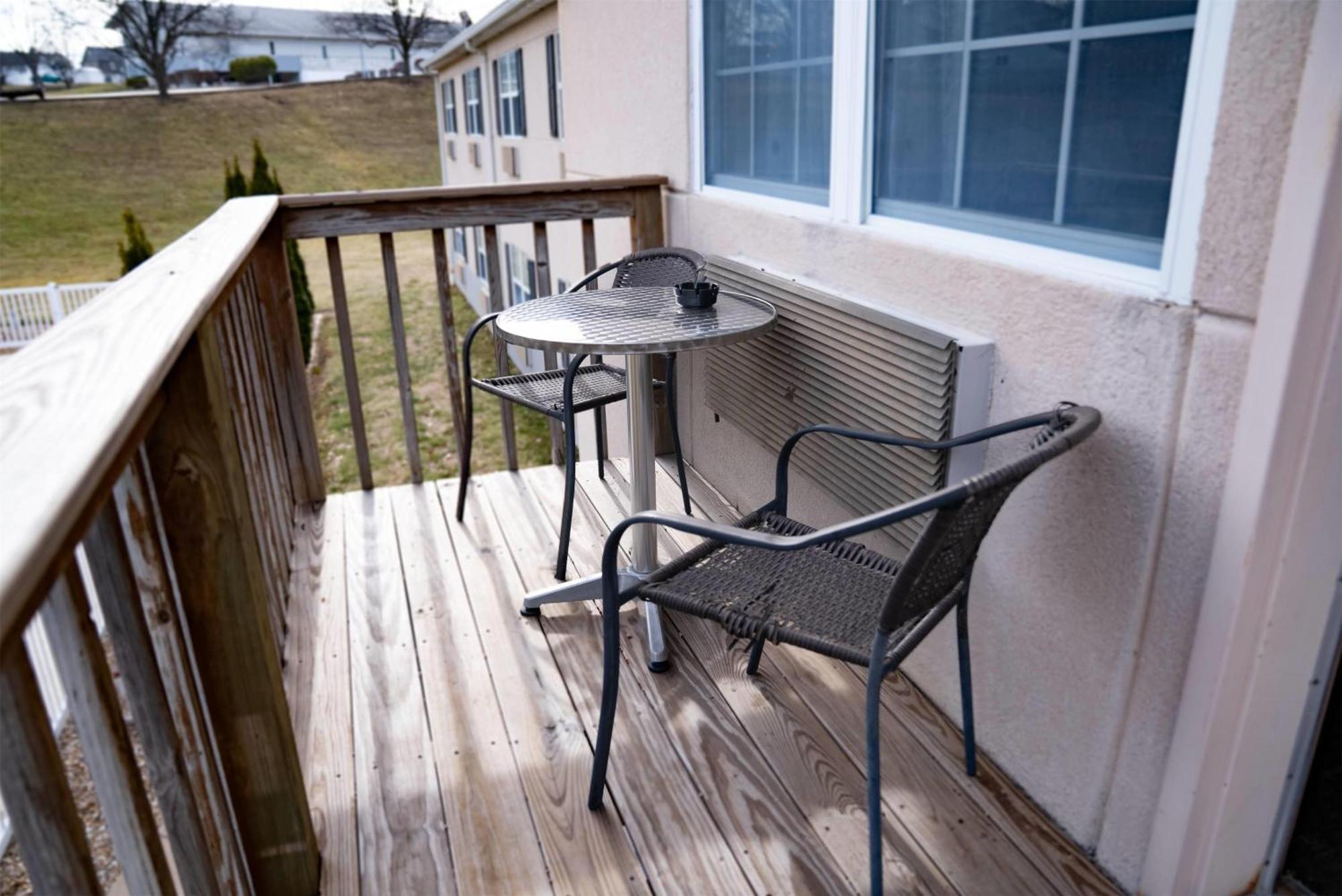 Baymont By Wyndham Chester Il Exterior foto