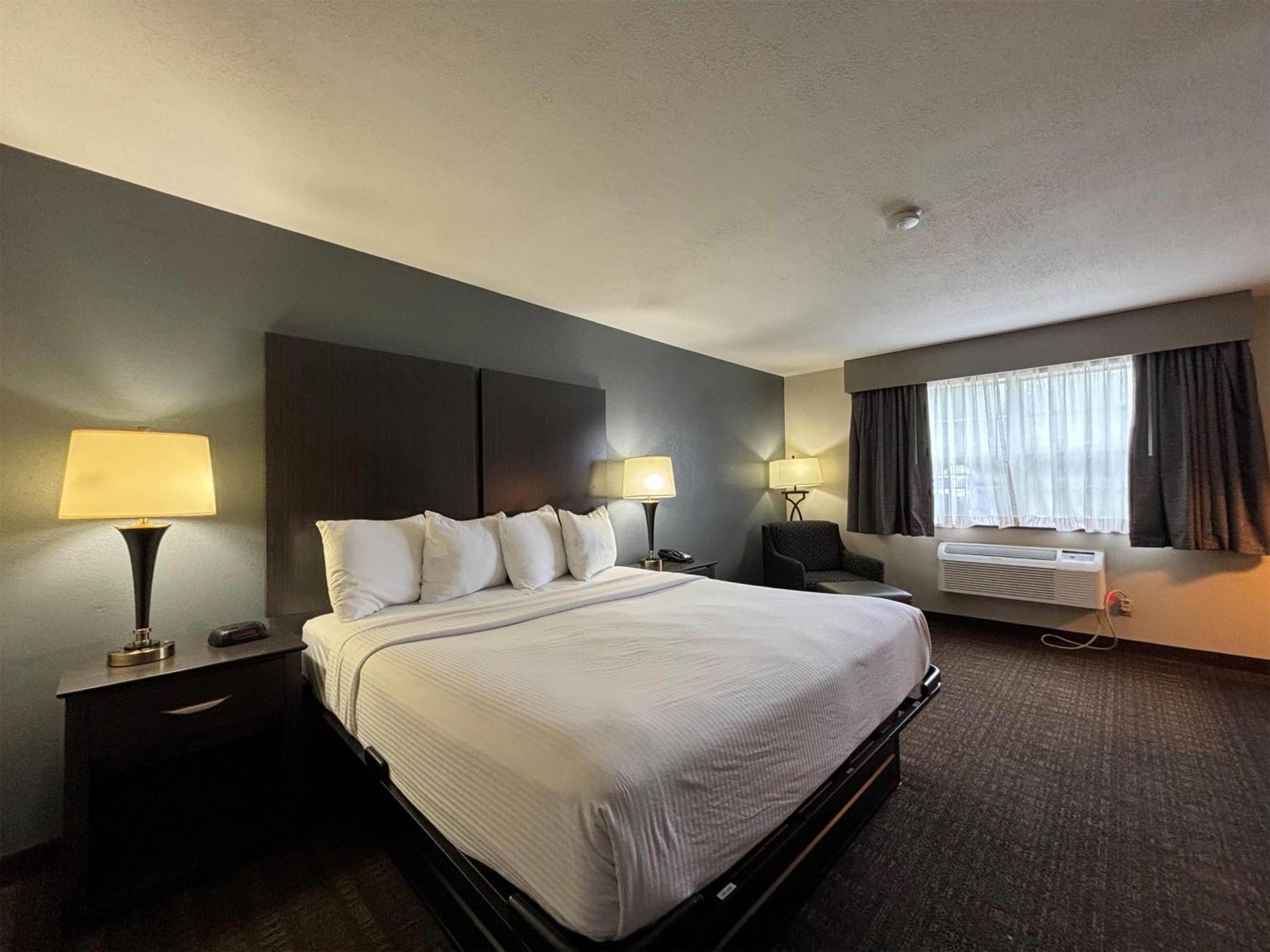 Baymont By Wyndham Chester Il Exterior foto